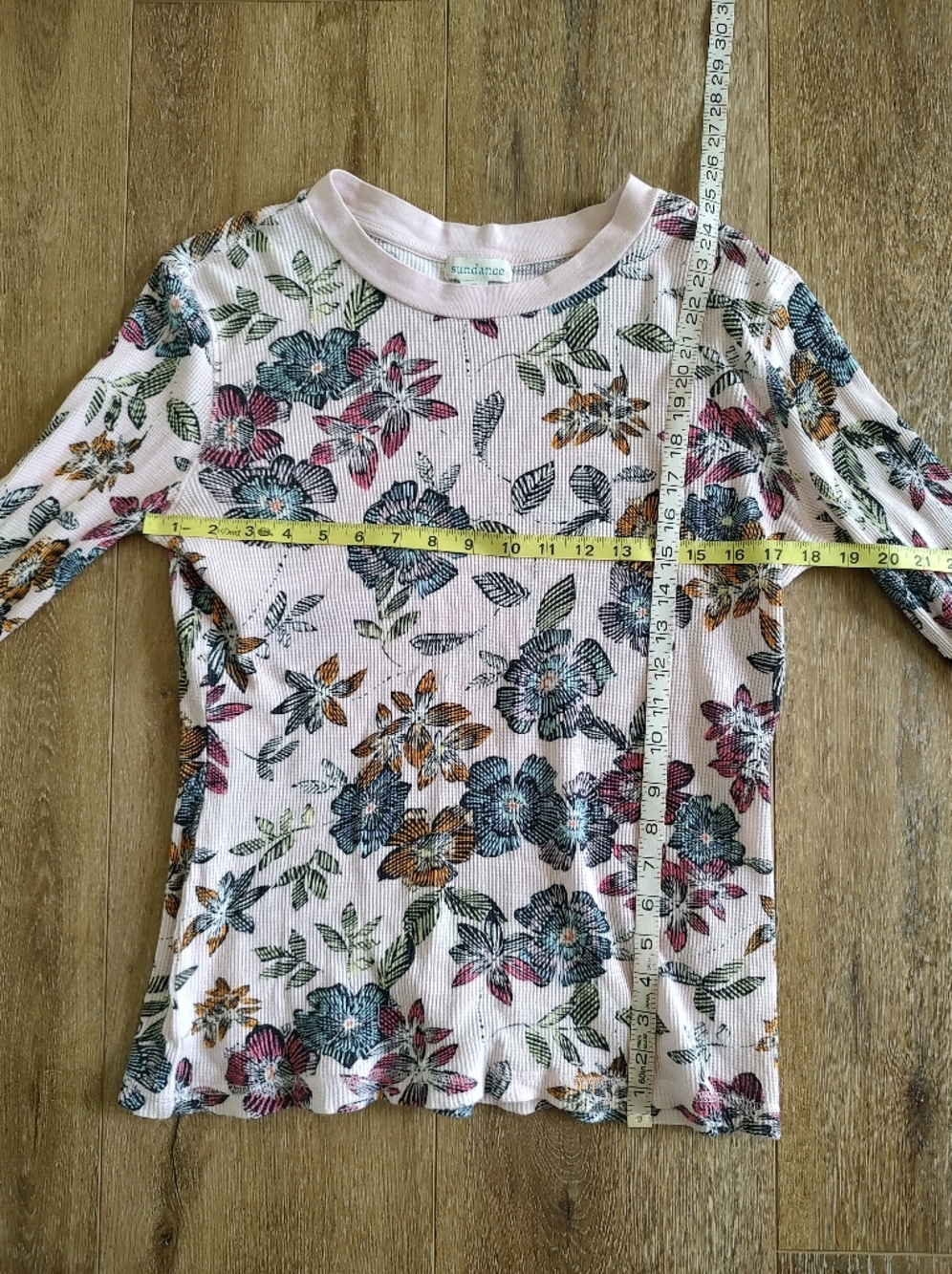 Sundance Pink Floral Waffle Knit Thermal Velvet Button Cuff Top M - Picture 3 of 8